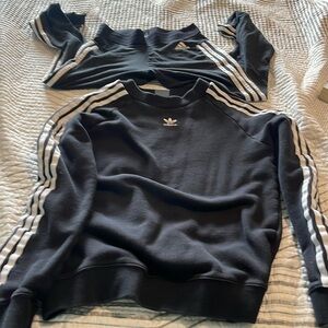 Adidas crew neck sweatshirt and 3/4 leggings